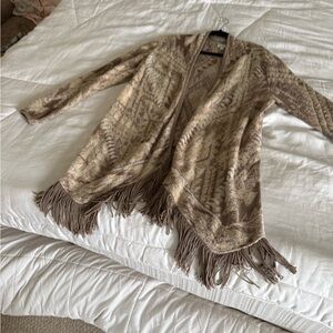 Fringed Lucky medium Beige Sweater Cardigan